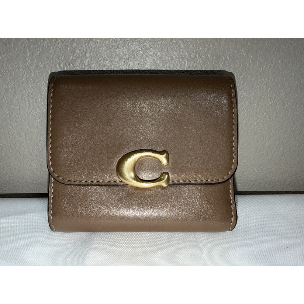 Coach Bandit Wallet Dark Stone Smooth Leather Goldtone Hardware Trifold